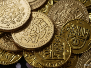 Bitcoin Pounds Gold